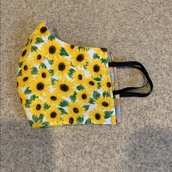Face Mask Sunflower - Picture 2 of 4